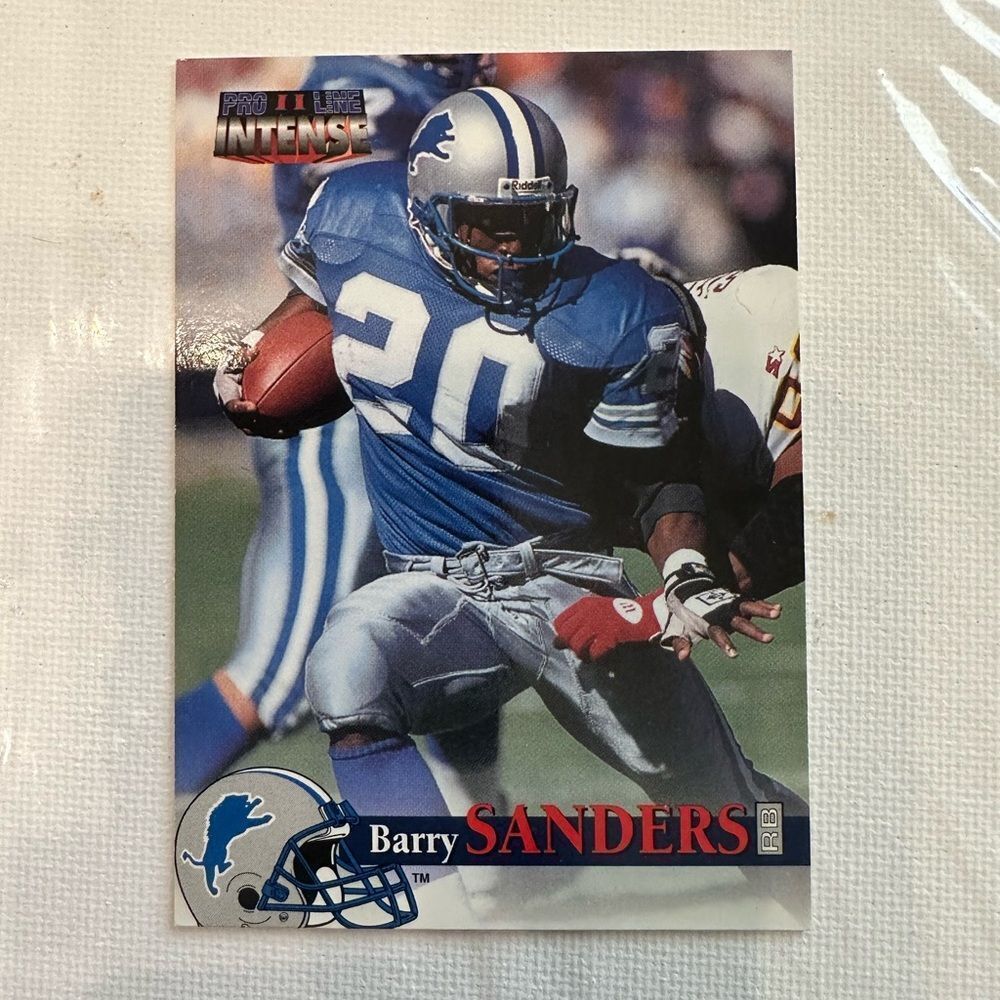 Blue and Silver Trading Cards for Collectors Barry sanders intense mint